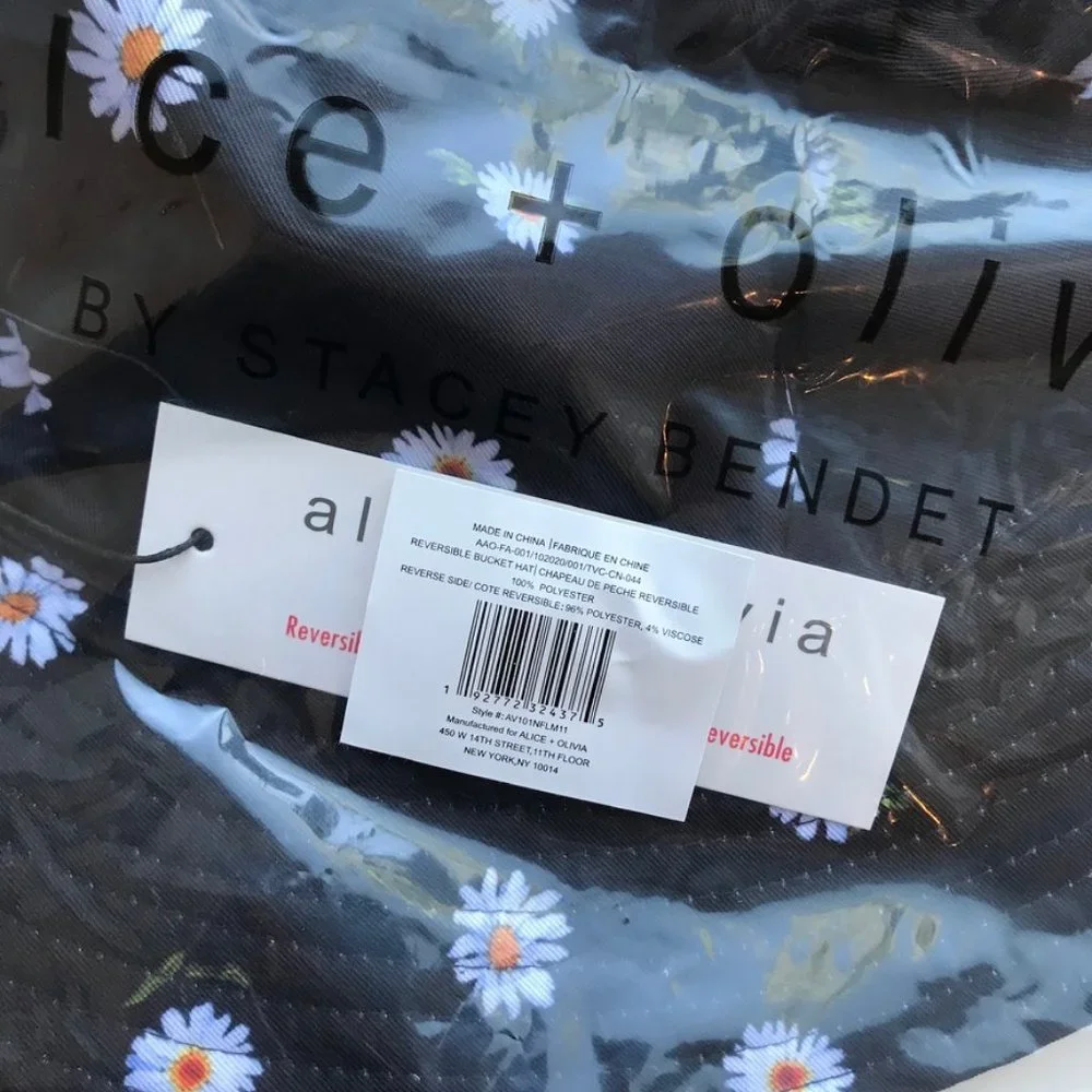 Alice + Olivia REVERSIBLE BUCKET HAT Daisy Print - Picture 5 of 6